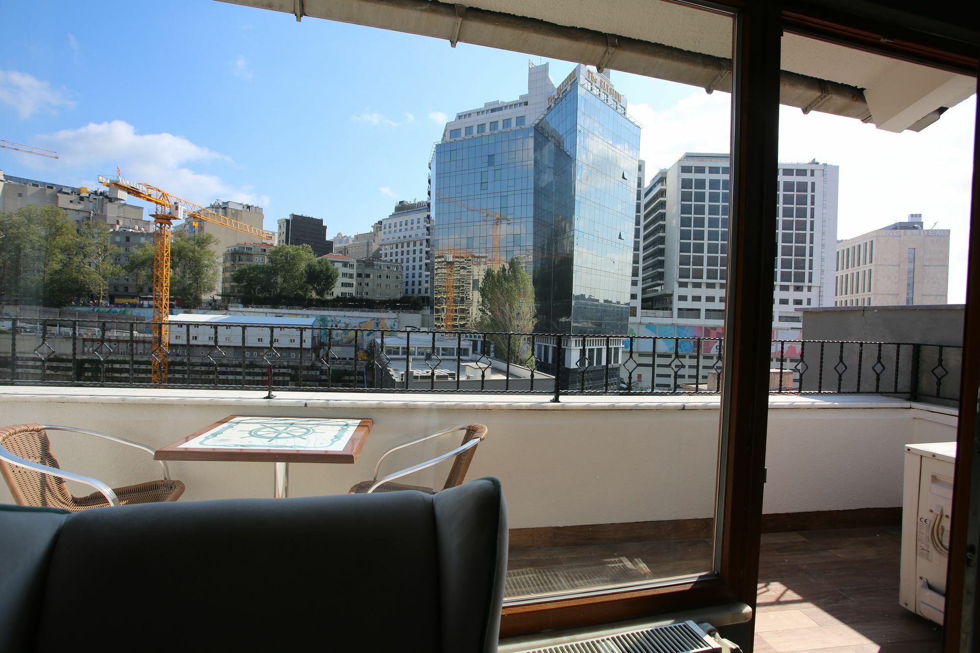 Artist Rooms Suites Istanbul Exterior photo
